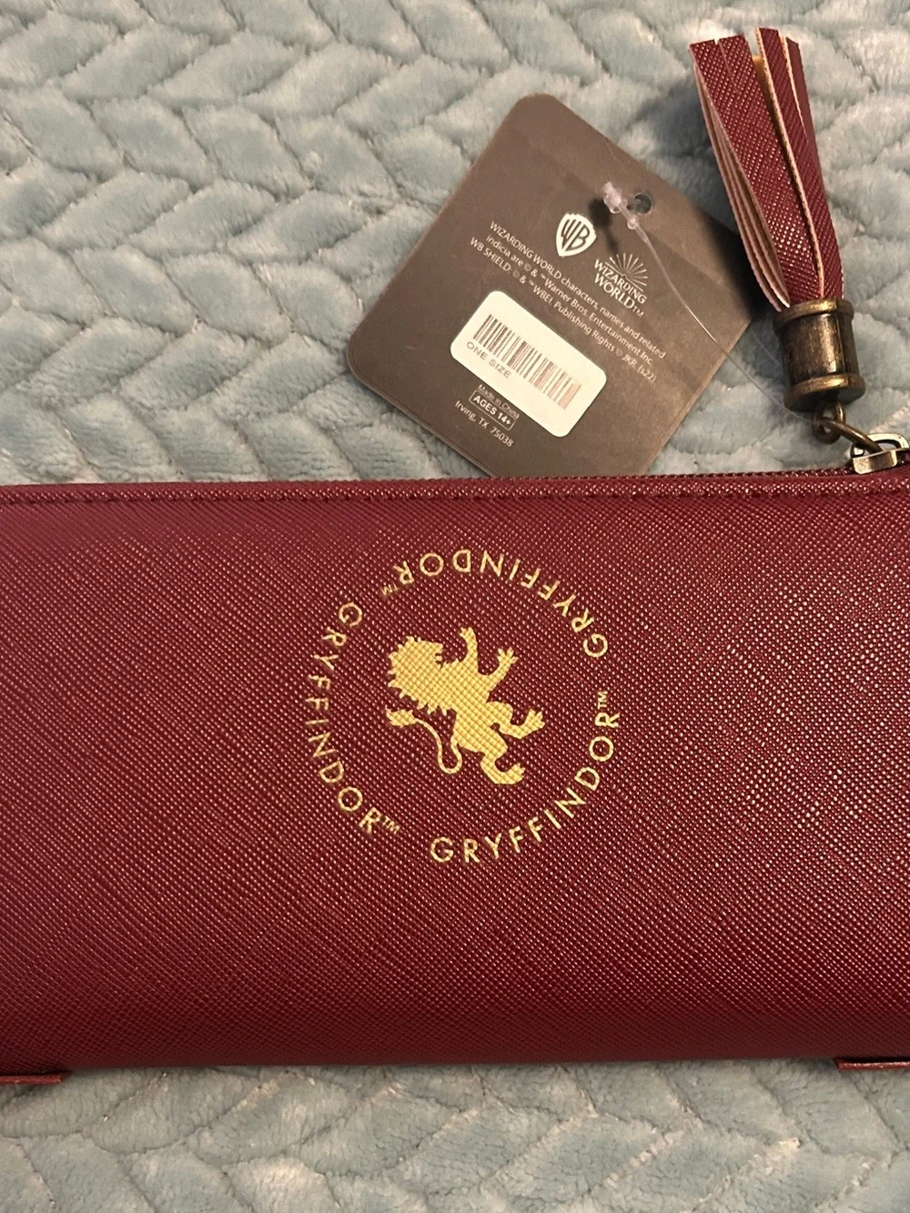 NWT Harry Potter Gryffindor Faux Leather Zip Clutch Wallet Burgandy/Gold